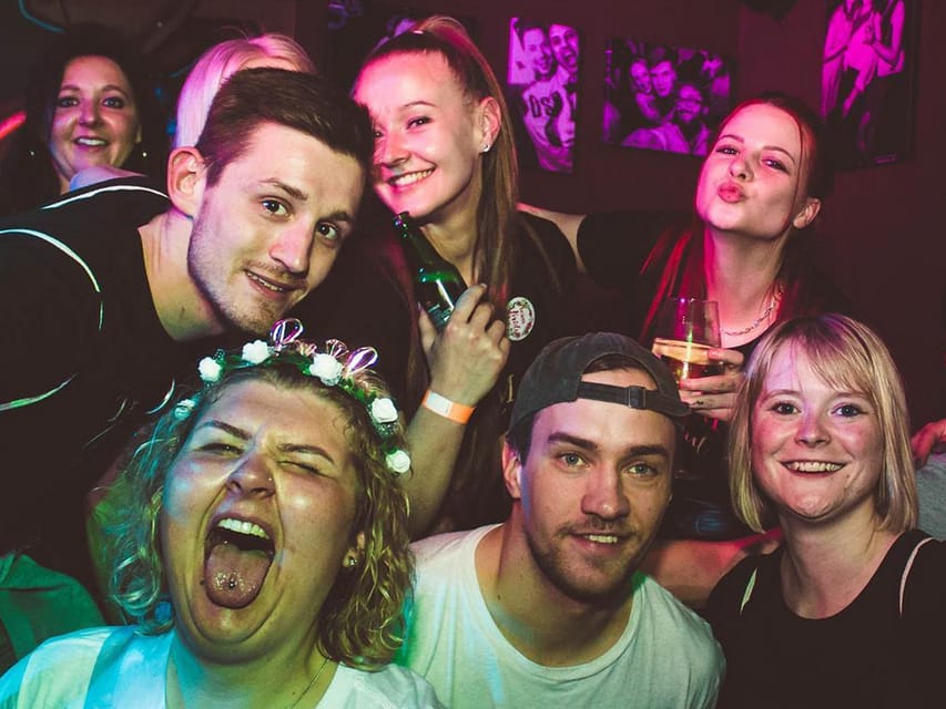 Munich: Private pub crawl with insider-guide & free shots - Starting at Leopoldstraße 96