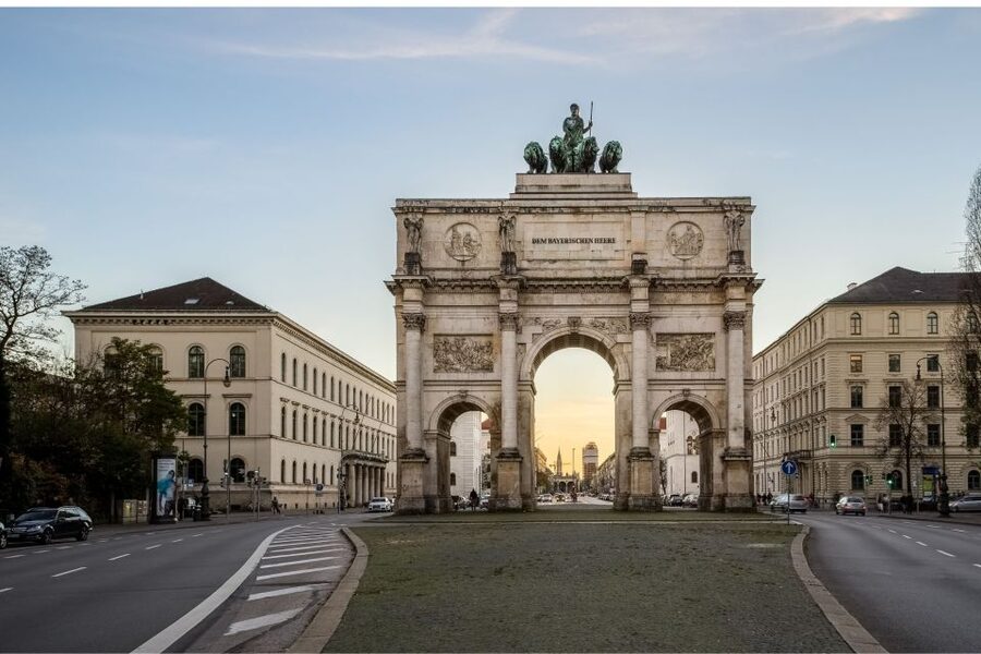 Munich : Private Walking Tour with A Guide (Private tour) - Is $55 per person good value?