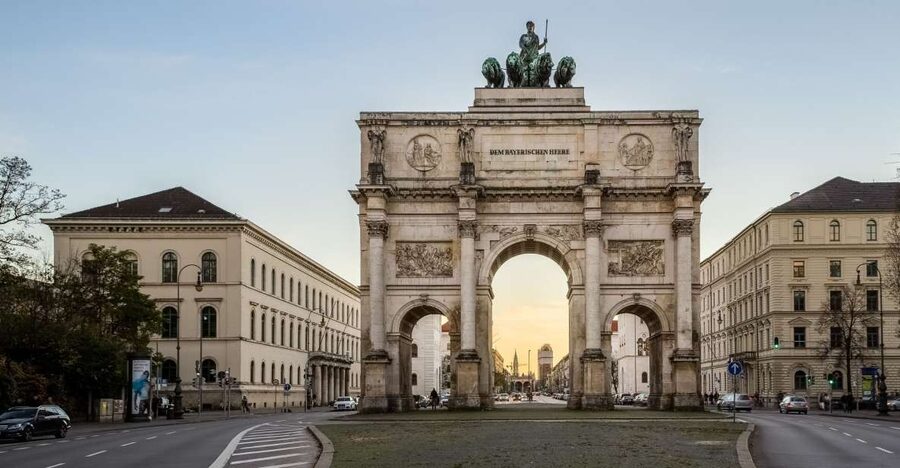 Munich : Private Walking Tour with A Guide (Private tour) - Churches, Baroque art, and the Bavarian character