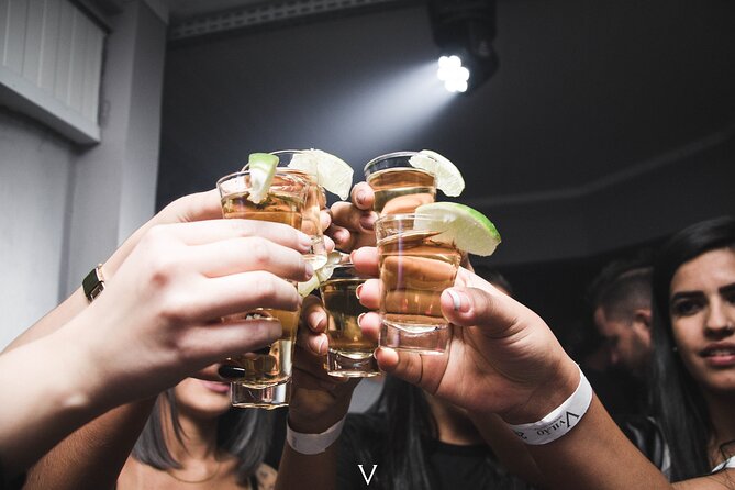 Munich PubCrawl: 4 Venues, Welcome Shots + Club Entry - Key points at a glance