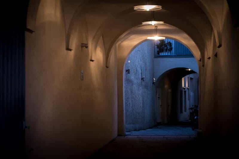 Munich: Raven Black Witches and Executioners Walking Tour - Crossing the Angers quarter and Hackenviertel