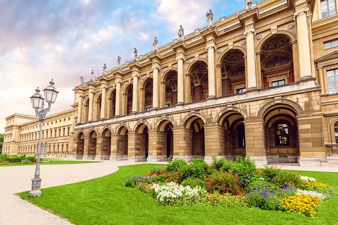 Munich Residenz Palace, Museum and Treasury Private Tour - Frauenkirche and the Devil’s footprint