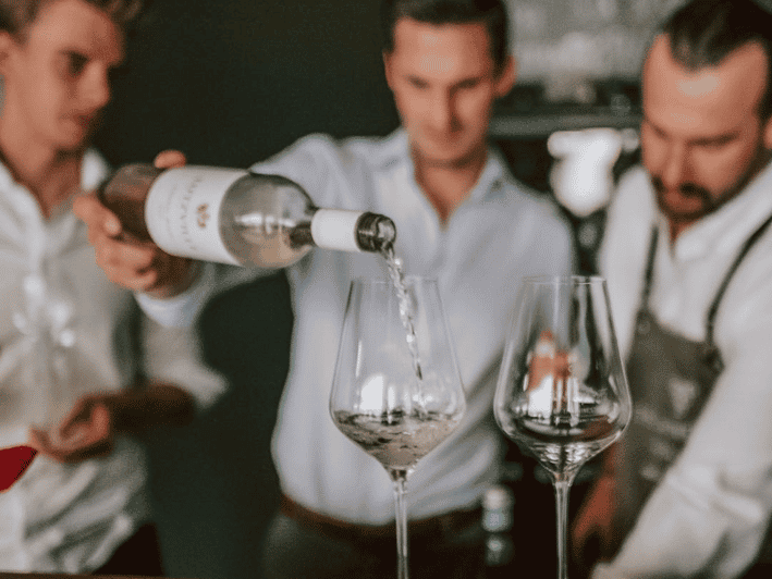 Munich: Romantic Wine Experience for Two at Viktualienmarkt - Should you book Max & Moritz for two?