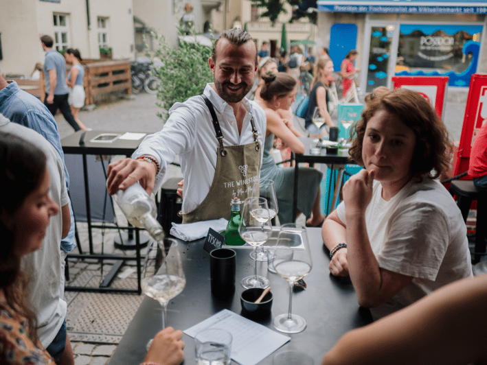 Munich: Romantic Wine Experience for Two at Viktualienmarkt - How romantic is the setting?