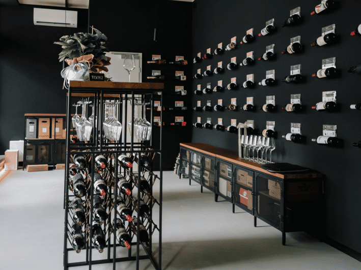 Munich: Romantic Wine Experience for Two at Viktualienmarkt - Who should book this experience?