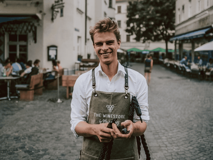 Munich: Romantic Wine Experience for Two at Viktualienmarkt - Planning your visit around Viktualienmarkt