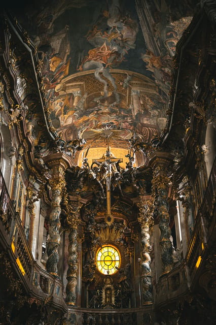 Munich: Spanish Guitar & Bach Toccata at Asamkirche - Should You Book the Asamkirche Concert?