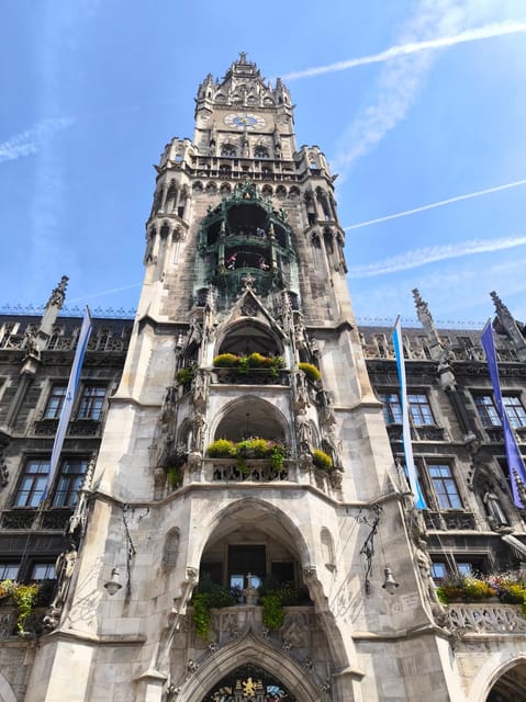 Munich: Walking tour of the old town with all your senses - Viktualienmarkt and Munich’s food culture