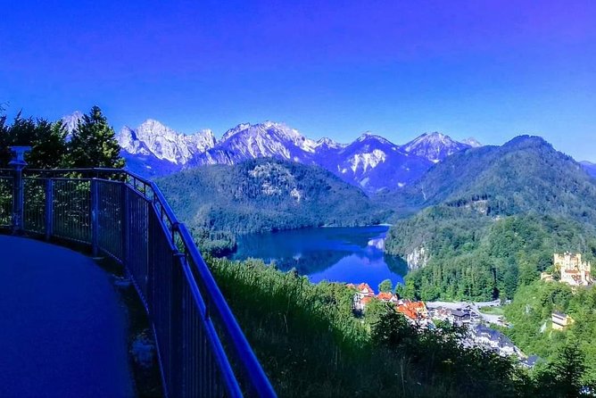 Neuschwanstein and Hohenschwangau Exclusive Skip-the-Crowds Tour - Neuschwanstein: beauty, stairs, and careful timing