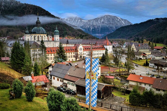 Neuschwanstein Castle, Ettal Abbey and Oberammergau Private Tour from Munich - Who should book this tour