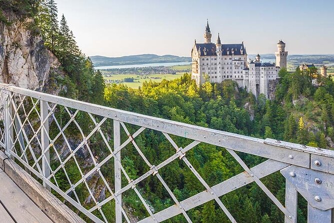 Neuschwanstein Castle & more - Private Tour from Munich - A flexible route in a private Mercedes