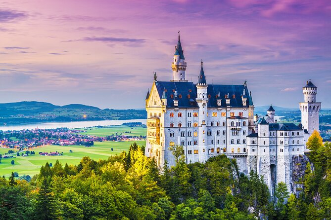 Neuschwanstein Castle Small-Group Guided Day Trip from Munich - Marienbrücke and the famous castle view