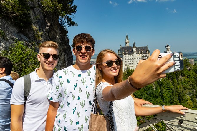 Neuschwanstein & Linderhof Castle-Fairytale Day Tour from Munich - Why this makes sense from Munich