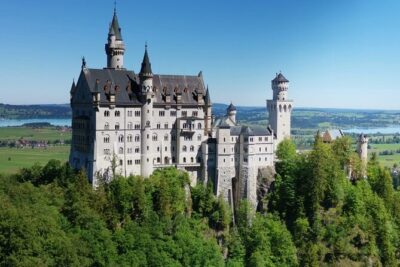 Neuschwanstein & Linderhof Castle Luxury Private Tour from Munich