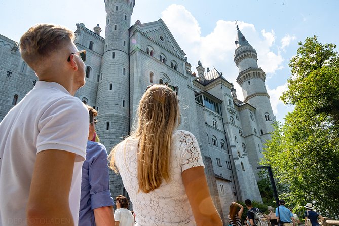Premium Neuschwanstein Castle and Linderhof VIP Tour from Munich - Marienbrücke and the best castle view