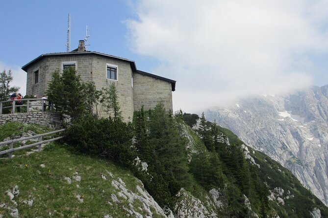 Private day trip from Munich to Eagle's Nest, Salzburg and back - Booking tips that protect your day