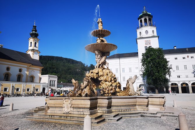 Private Eagles Nest & Salzburg Mini Van Tour incl. S.O.M sights - Hellbrunn Palace and the Sound of Music gazebo