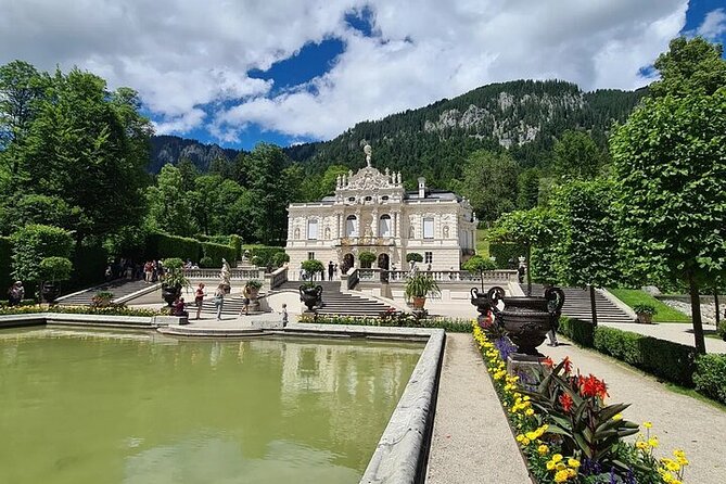 Private Linderhof Castle, Entry-Ticket - optional Toboggan Run - A private morning pickup from Munich, Füssen, or Garmisch-Partenkirchen