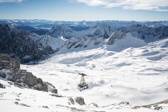 Private: Mount ZUGSPITZE & SNOW Much More - Deluxe Tour from Munich - Linderhof Palace brings in Ludwig II