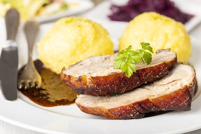 Private Munich Beer Hall Tour with 3-Course Meal & Beer Tastings - Starting at Marienplatz