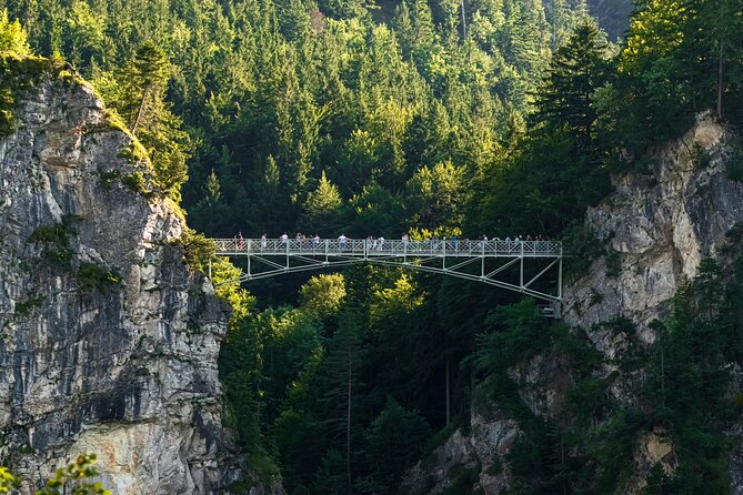 Private Tour at Neuschwanstein And Linderhof Palaces From Munich - The day can change if timing goes wrong