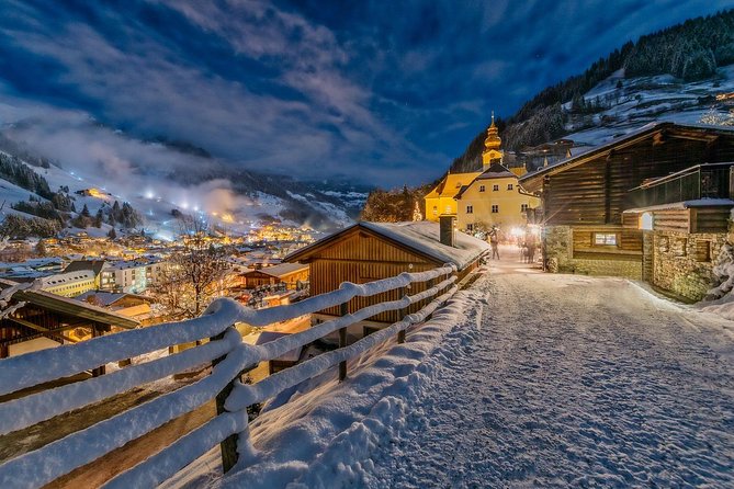 Private Transfer from Munich to Salzburg with 2 hours for sightseeing - Choosing between Herrenchiemsee, Hallein, and the Alpine stops