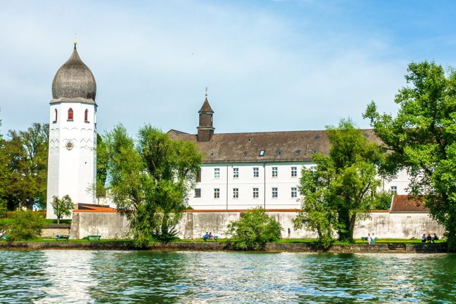 Private Van Tour to the Royal Palace of Herrenchiemsee - Should you book the Herrenchiemsee private van tour?