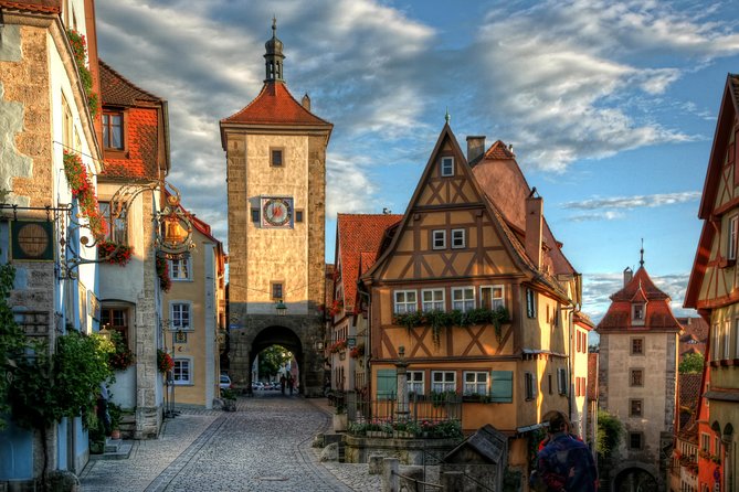 Romantic Road, Rothenburg, and Harburg Day Tour from Munich - The long ride to Rothenburg ob der Tauber