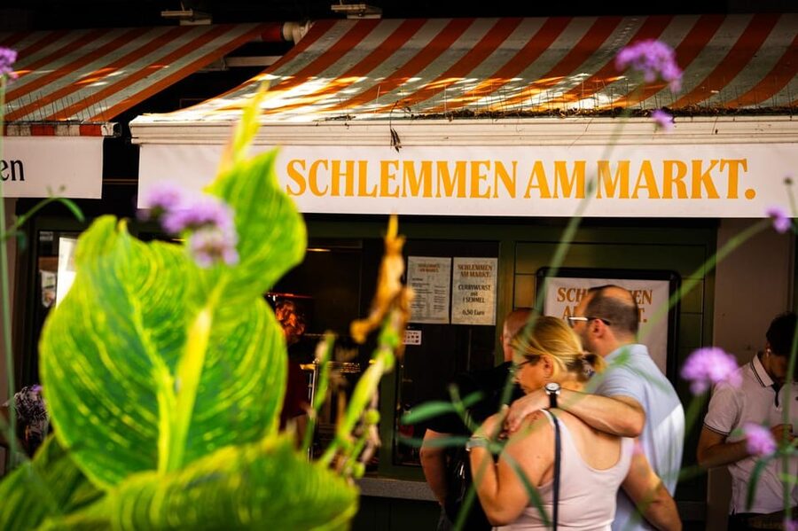 Short & sweet: Tasting the Viktualienmarkt - Walking into a market with two centuries of local life