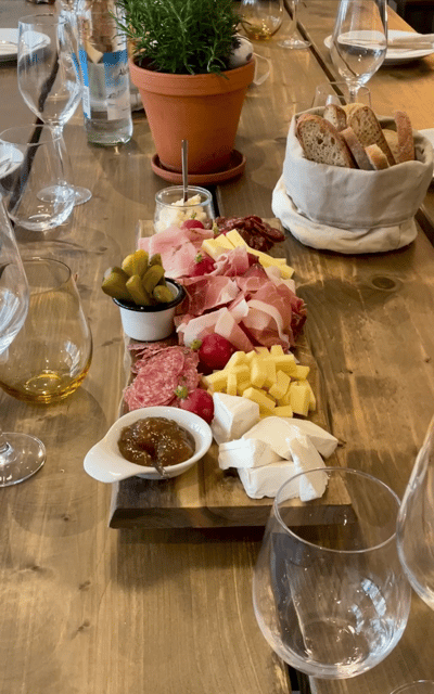 South Tyrolean specialties and wine tasting - What the evening may feel like, step by step