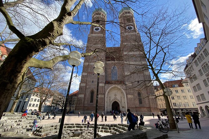 Ten Munich Old town Sights in a Private Express Walking Tour - Marienplatz, the center of modern Munich