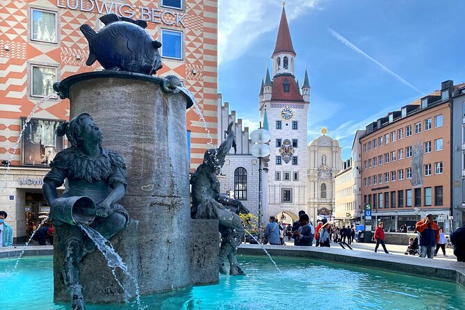 Ten Munich Old town Sights in a Private Express Walking Tour - Frauenkirche and the Devil’s footprint