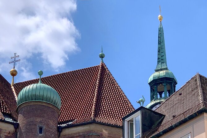 Ten Munich Old town Sights in a Private Express Walking Tour - The New Town Hall courtyard and the Staircase of Ages