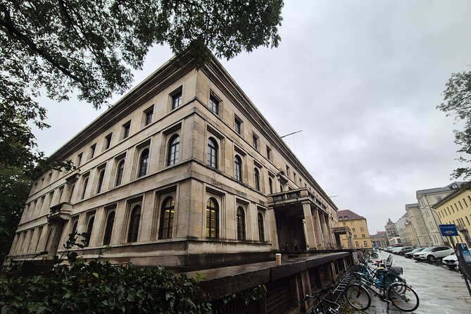 Third Reich Tour Munich - Hofbräuhaus and the power of a public speech