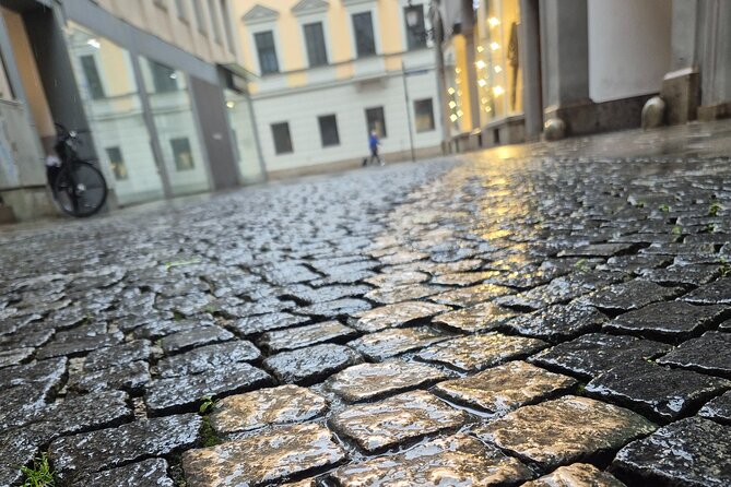 Third Reich Tour Munich - Königsplatz and the architecture of control