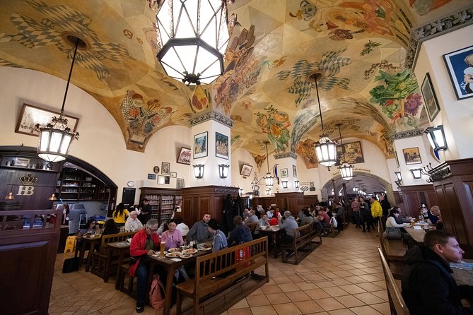 Third Reich Walking Tour Munich - Hofbräuhaus and Munich’s political beer halls