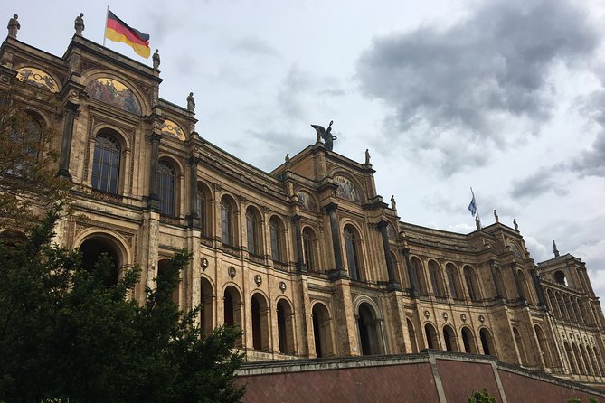 Walking Tour on Resistance to Nazism in Munich - Hofgarten: royal life under the dictatorship